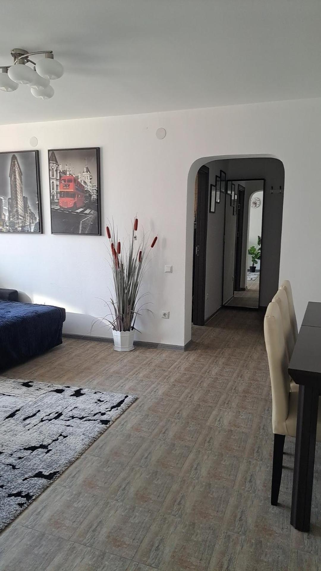 Casuta Cu Povesti Appartement Câmpina Buitenkant foto